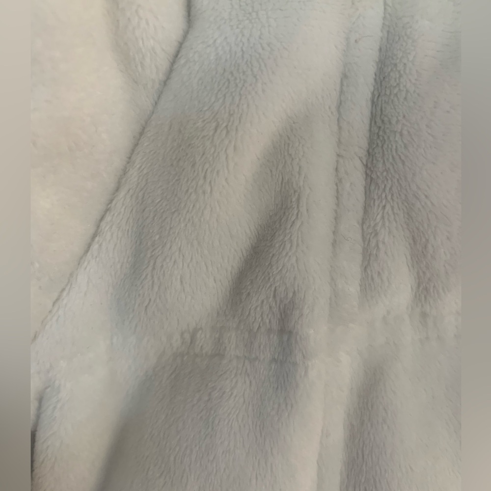 Eddie Bauer goose down vest. EUC, size XL. Winter white. - Picture 3 of 8